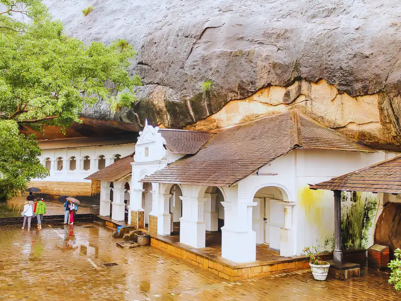 Dambulla Royal Cave Temple
